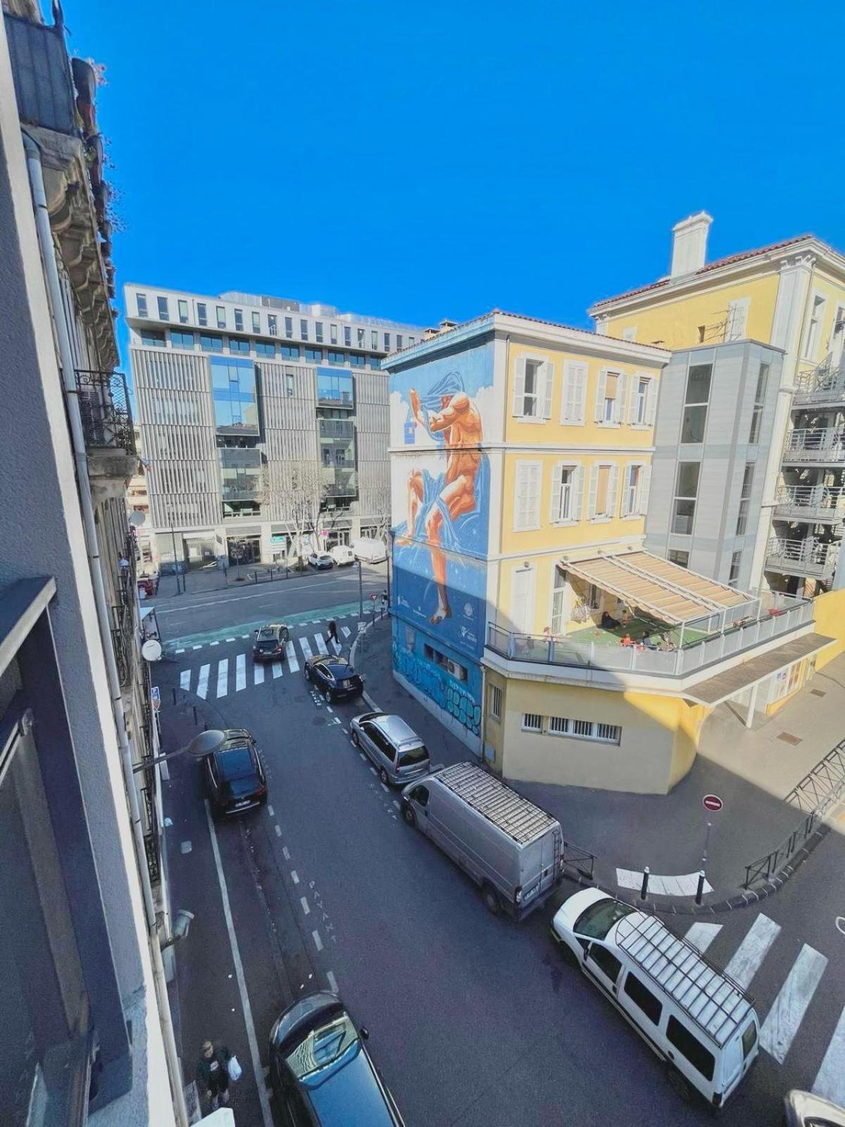 Le 13Or - Appartement De Charme En Plein Centre Ville Avec Parking Et Jolie Terrasse - Panier Joliette Vieux Port Marseille Exteriör bild