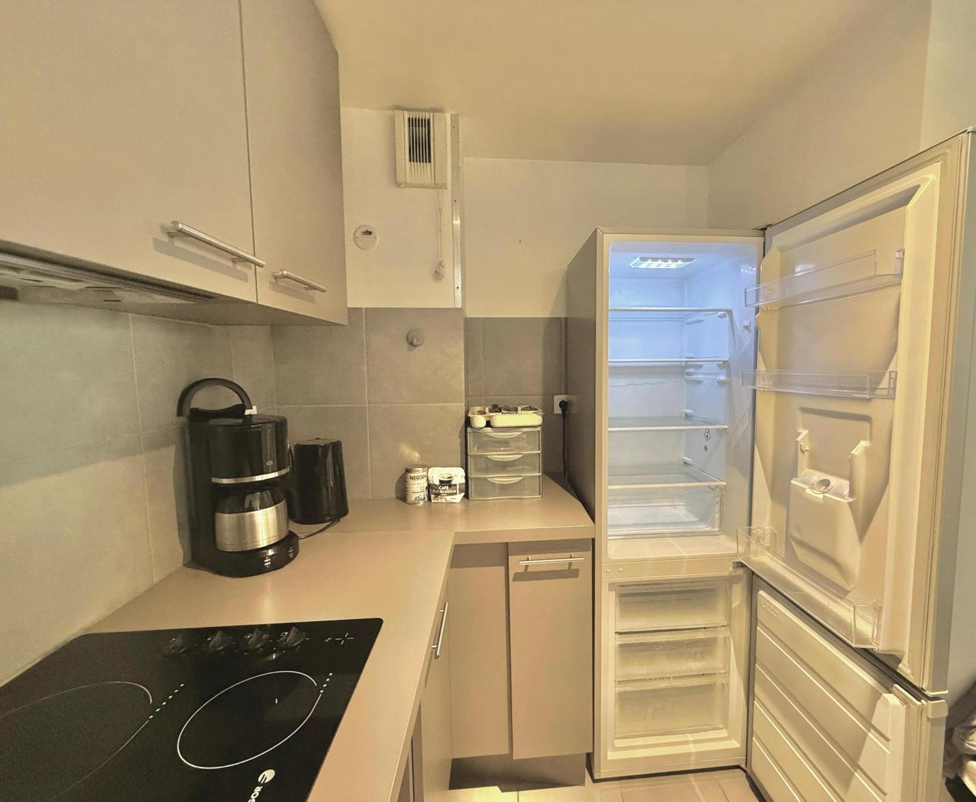 Le 13Or - Appartement De Charme En Plein Centre Ville Avec Parking Et Jolie Terrasse - Panier Joliette Vieux Port Marseille Exteriör bild