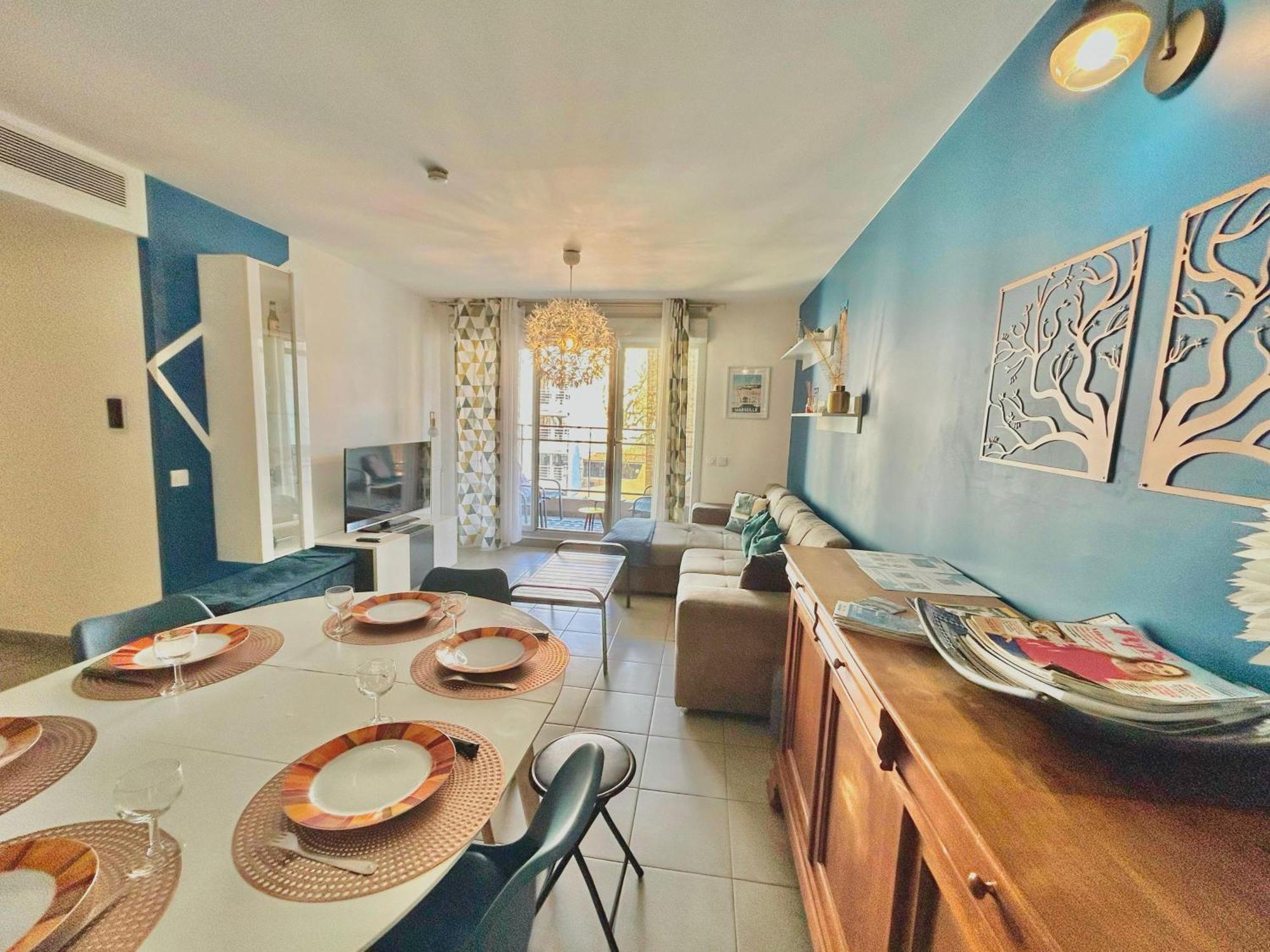 Le 13Or - Appartement De Charme En Plein Centre Ville Avec Parking Et Jolie Terrasse - Panier Joliette Vieux Port Marseille Exteriör bild